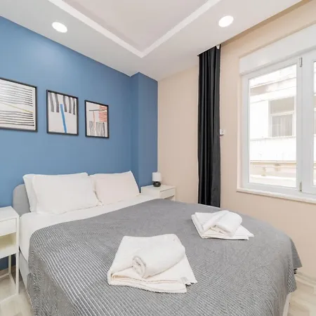 Apartment Comfortable Near Beach W Balcony In *
