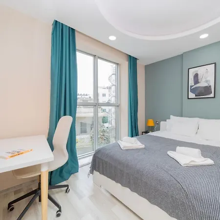 Appartement Comfortable Near Beach W Balcony In *